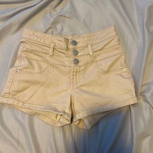 Mid Rise Shorts good condition